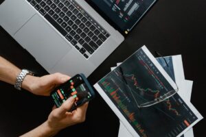 online stock broker